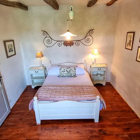 L'Ancienne Forge De Cregols Bed & Breakfast Exterior photo